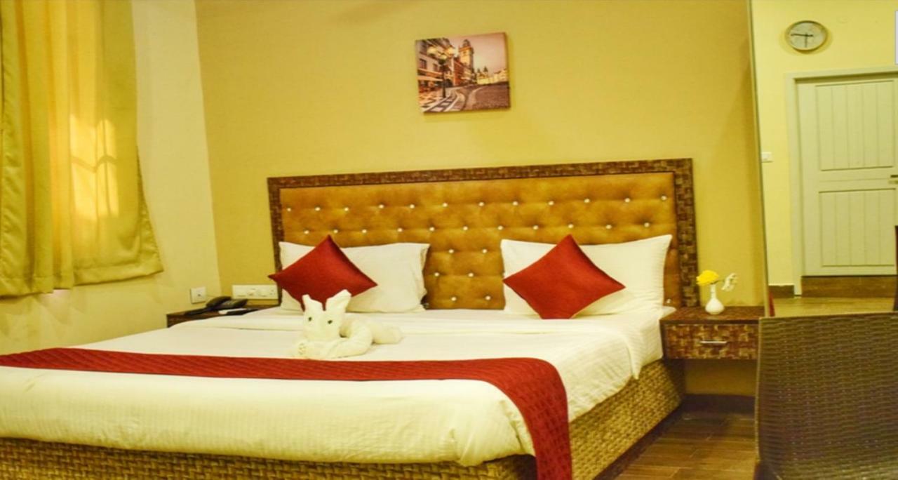 Villa Montecarlo Ποντισερί Εξωτερικό φωτογραφία